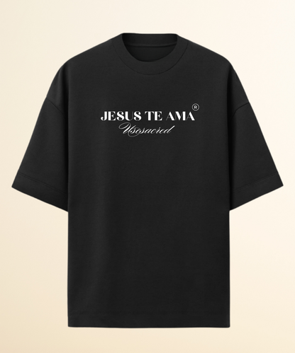 Camiseta Oversized Ele Te Ama