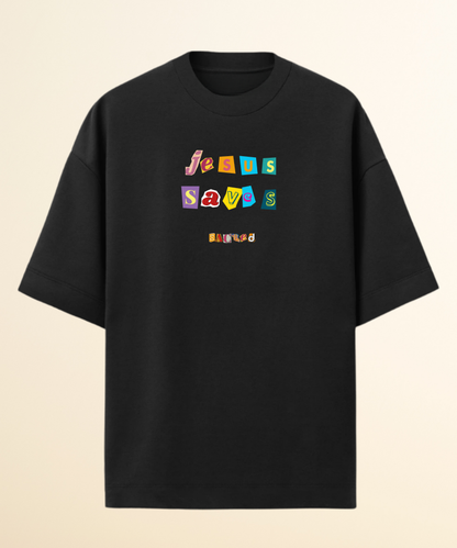 Camiseta Oversized Jesus Saves Jornal